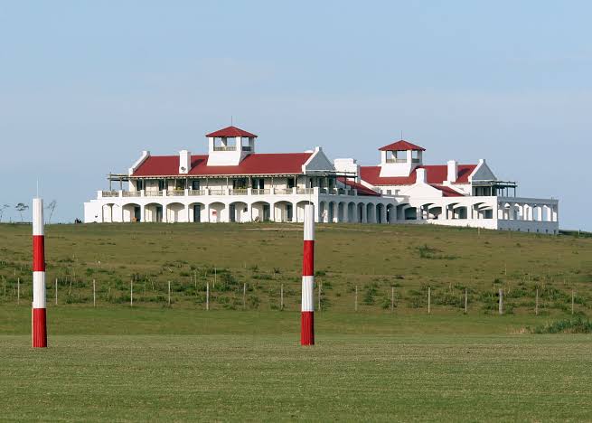 Estancia Vik photograph 3