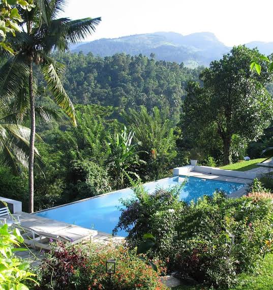 Ellerton Bungalow photograph 3